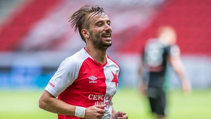 Slavia Praha už nepočíta so Šventom. Ukončí kariéru?
